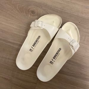 White foam birks